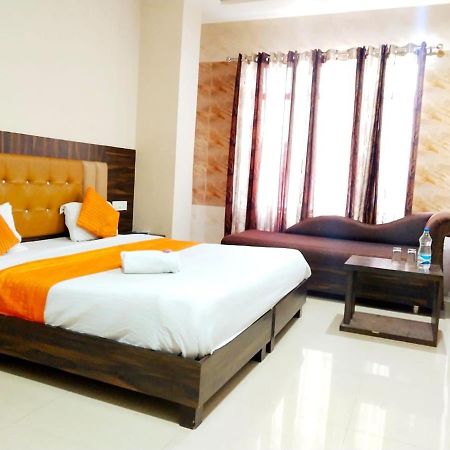 Hotel Sukhman Residency Амритсар Екстериор снимка