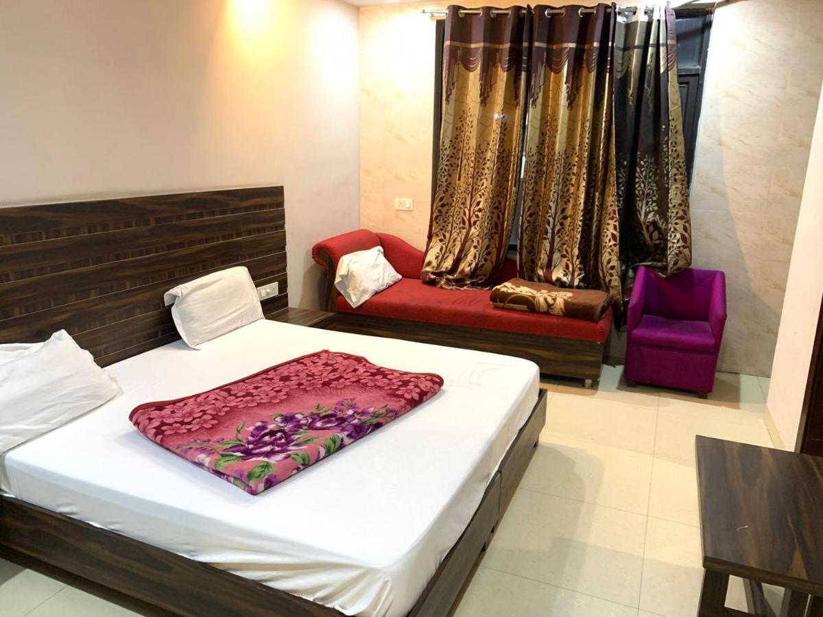 Hotel Sukhman Residency Амритсар Екстериор снимка