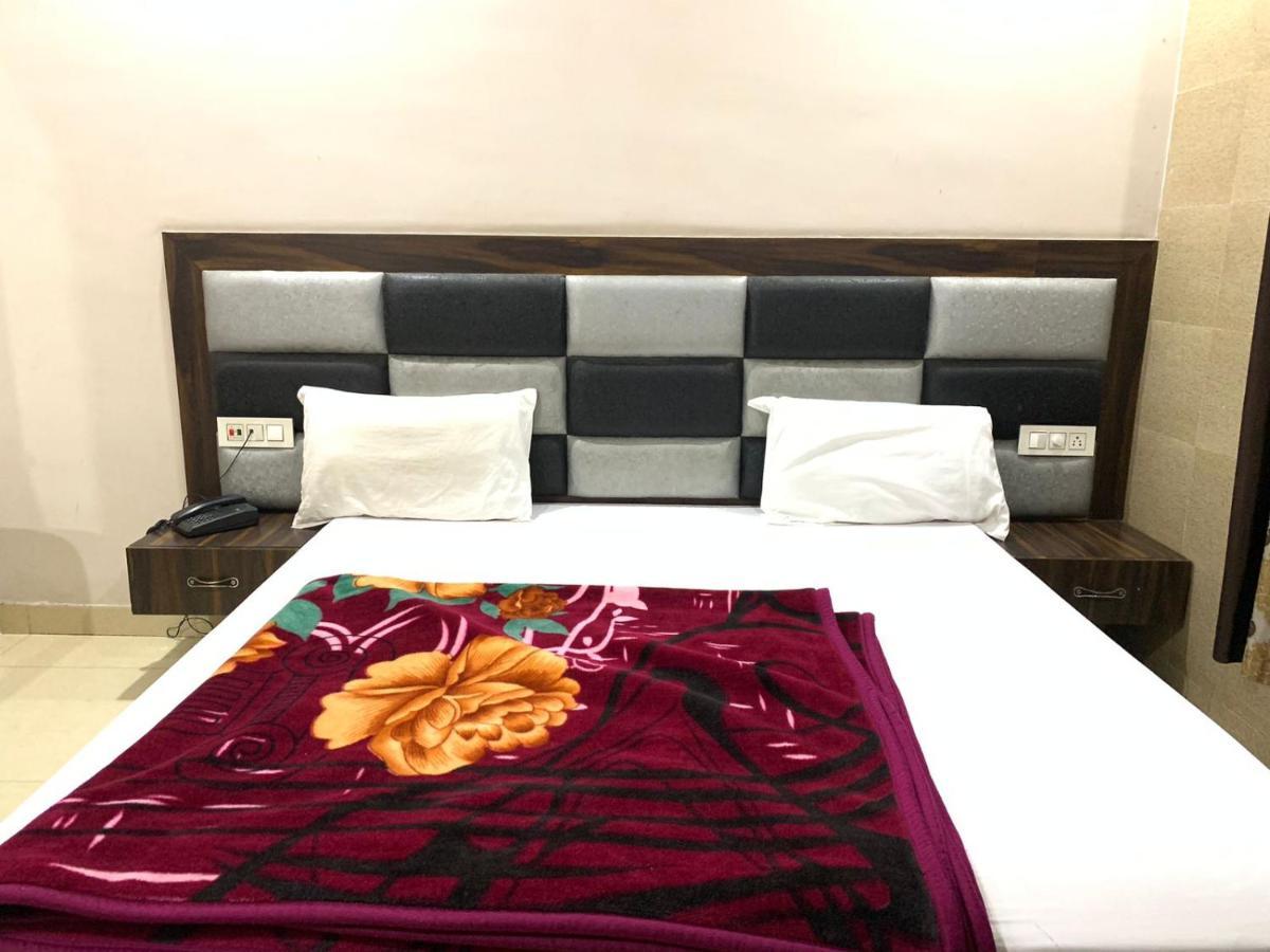 Hotel Sukhman Residency Амритсар Екстериор снимка