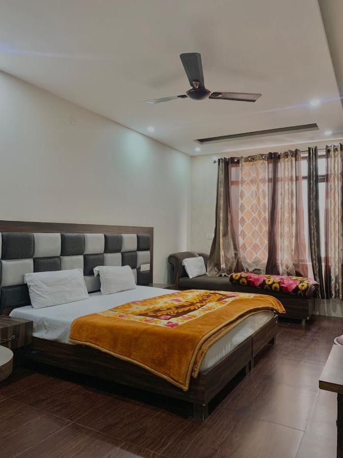 Hotel Sukhman Residency Амритсар Екстериор снимка