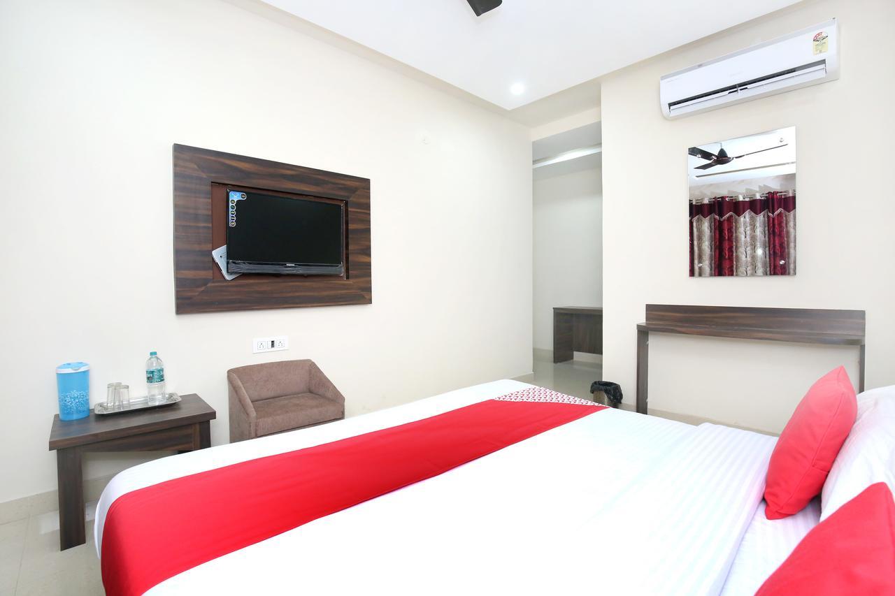 Hotel Sukhman Residency Амритсар Екстериор снимка
