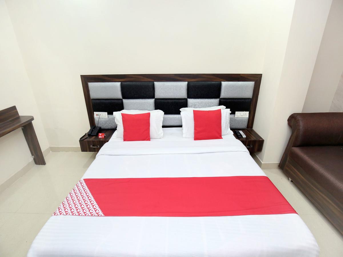 Hotel Sukhman Residency Амритсар Екстериор снимка