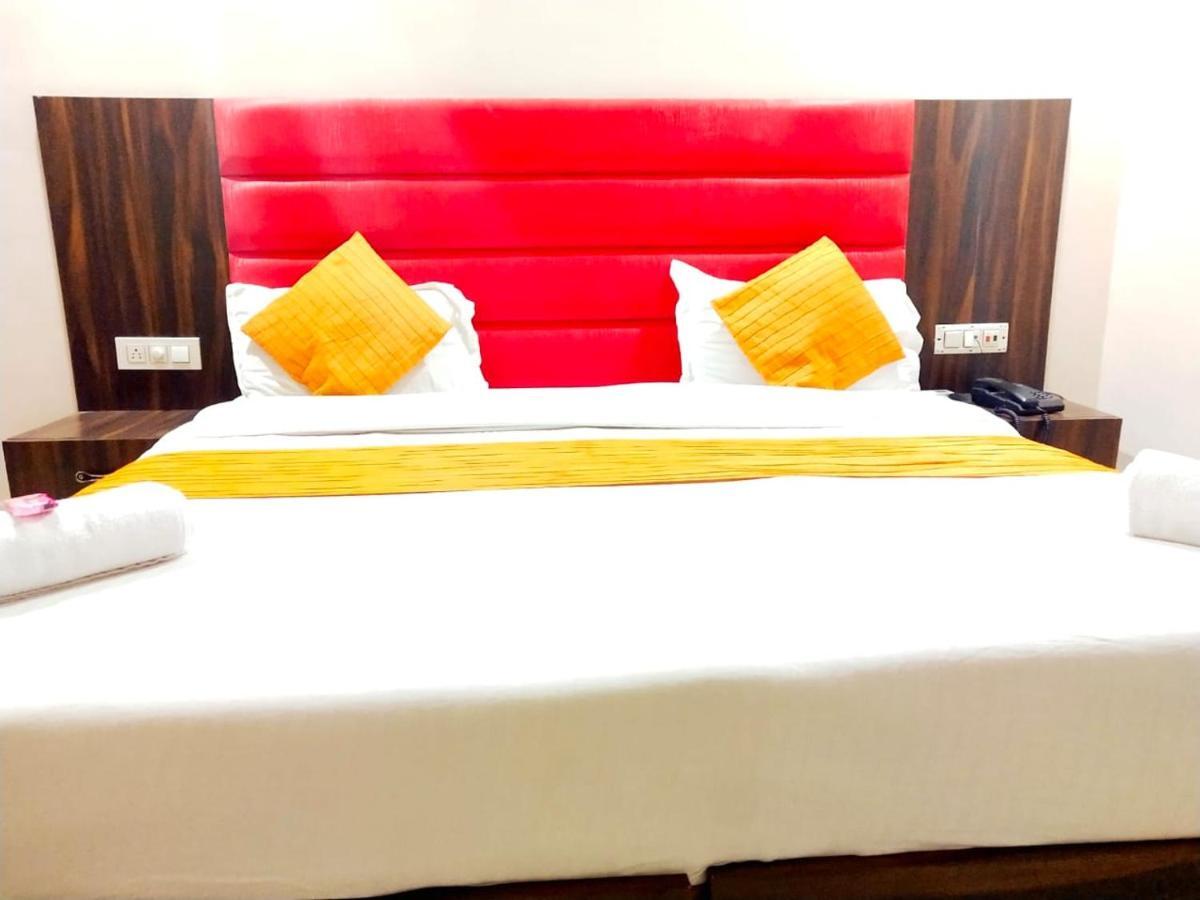 Hotel Sukhman Residency Амритсар Екстериор снимка
